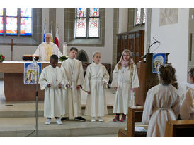 Dankgottesdienst der Kommunionkinder (Foto: Karl-Franz Thiede)